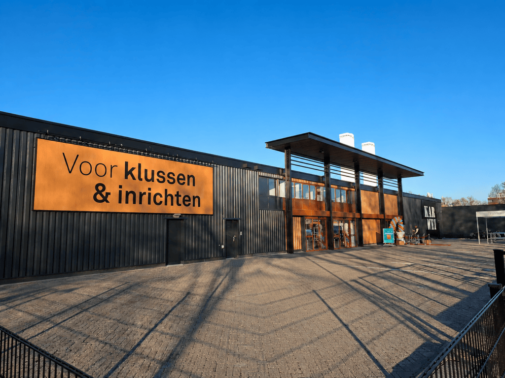 Bouwbedrijf JCVANKESSEL BOUW gespecialiseerd in klussen en interieurinrichting in Nederland.